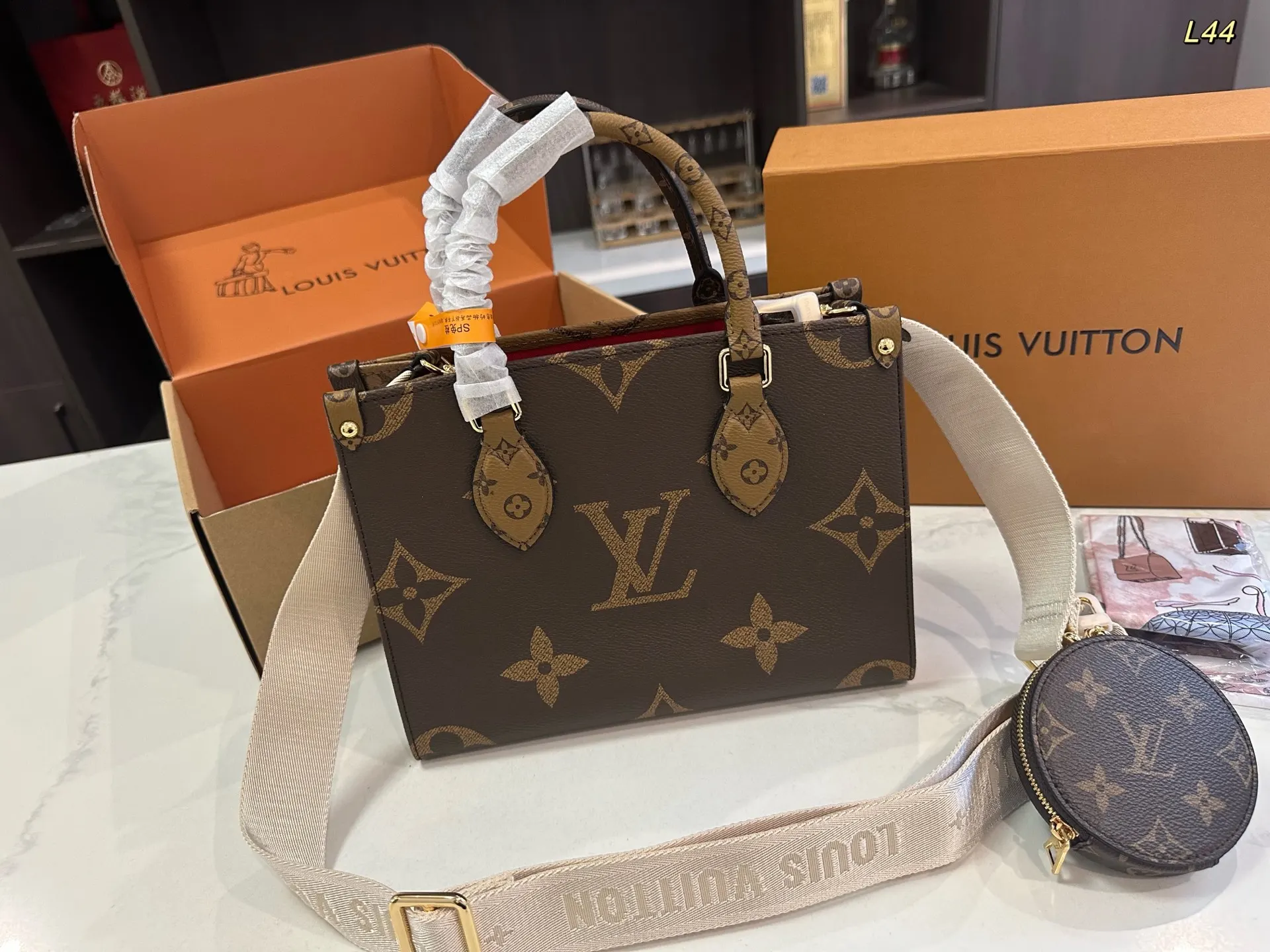 LV 托特包 大容量托特款