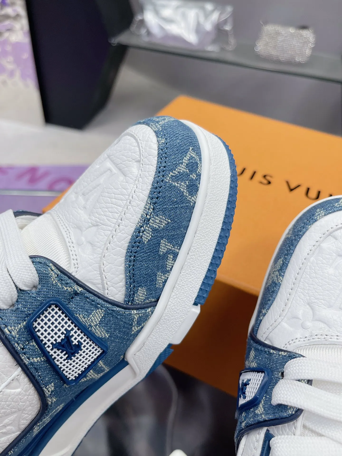 Louis Vuitton 运动鞋