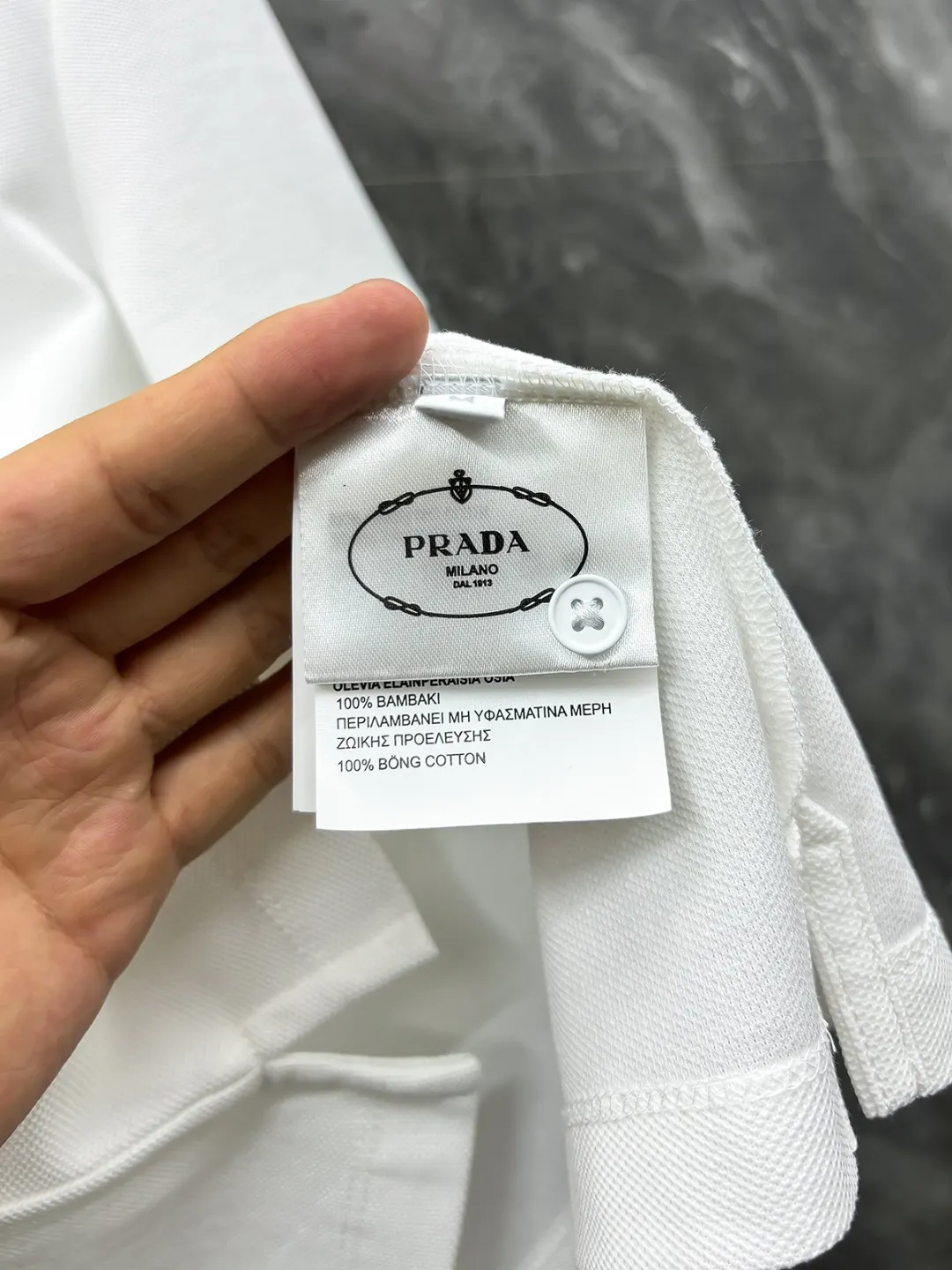 PRADA 藍标徽章 针织 刺绣 针织衫 休闲百搭款