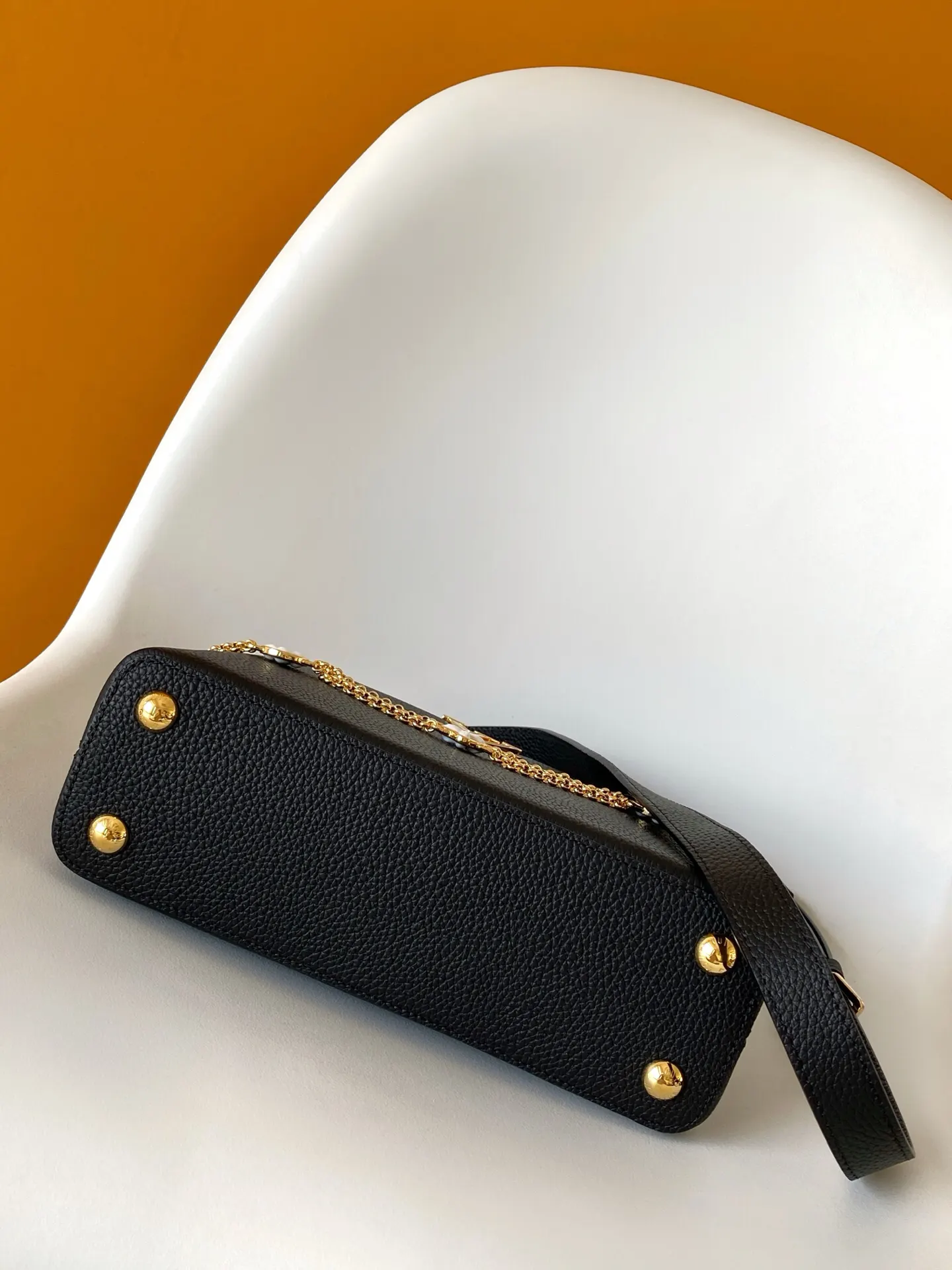LV Capucines 黑色 牛皮 链条包 精致链条款