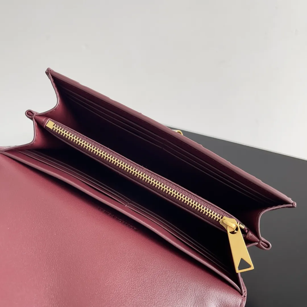 Bottega Veneta 手拿包 精致手拿款