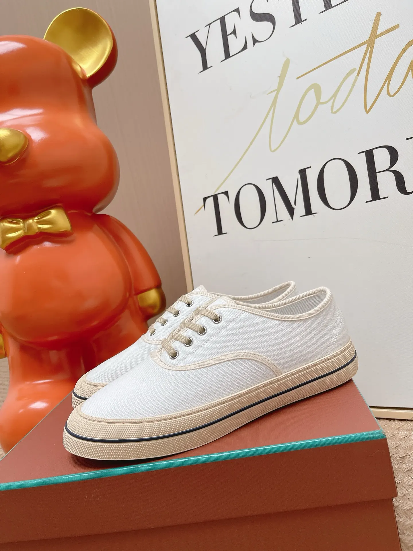 Loro Piana Sneakers Casual Versatile Image 5 Loro Piana Sneakers Casual Versatile Image 5