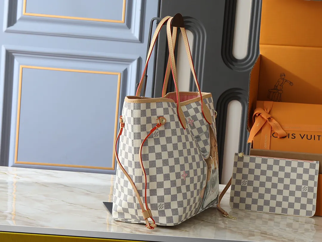 Neverfull 老花 帆布 手拿包 精致手拿款