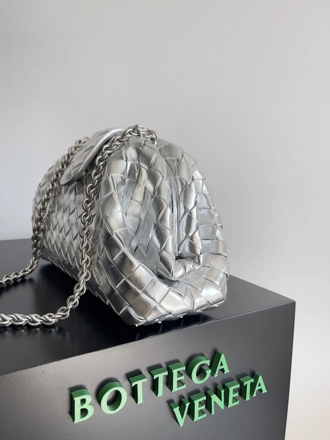 Bottega Veneta 鏈條包 精致鏈條款