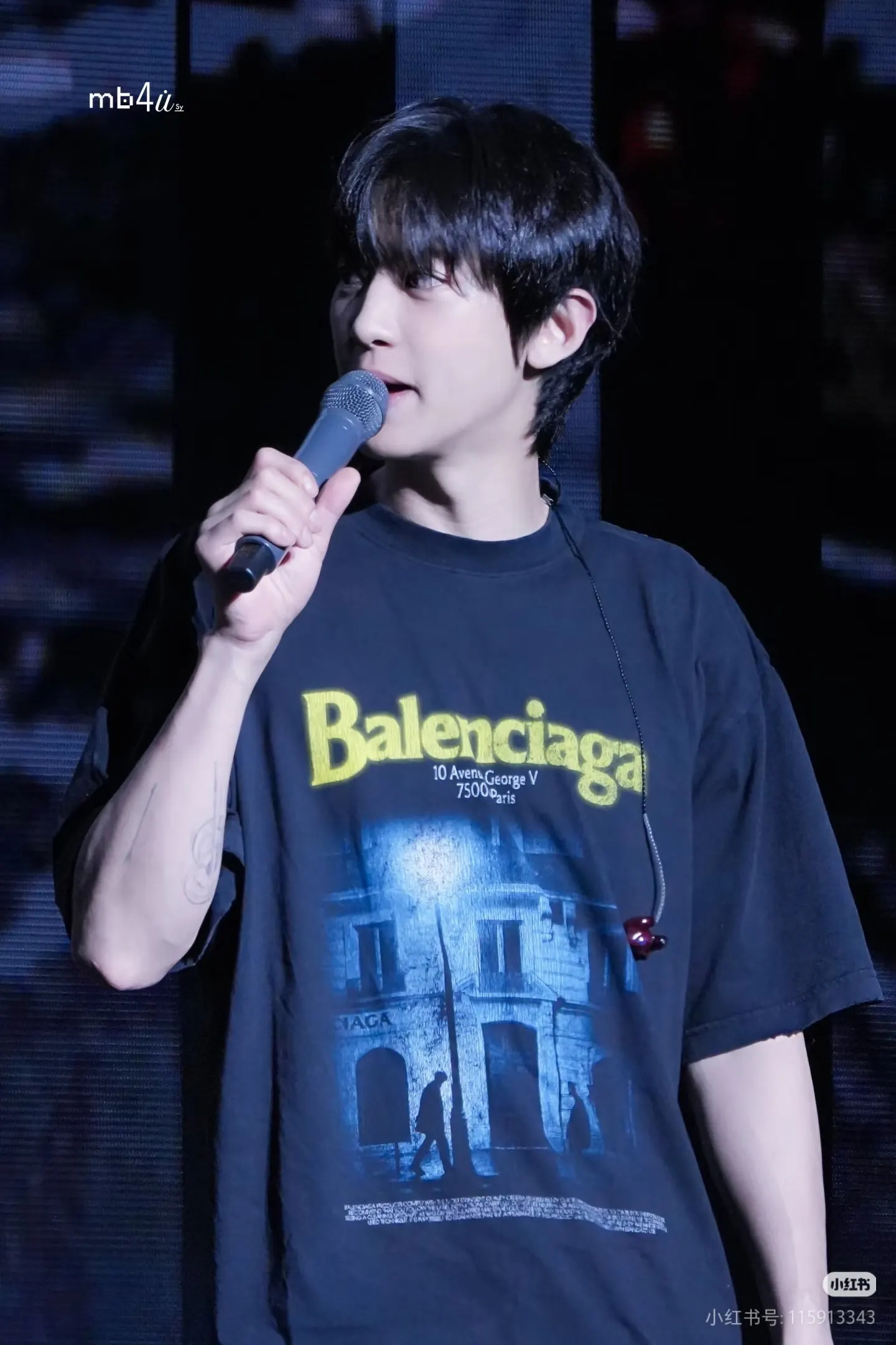Balenciaga 纯棉 短袖T恤 宽松休闲