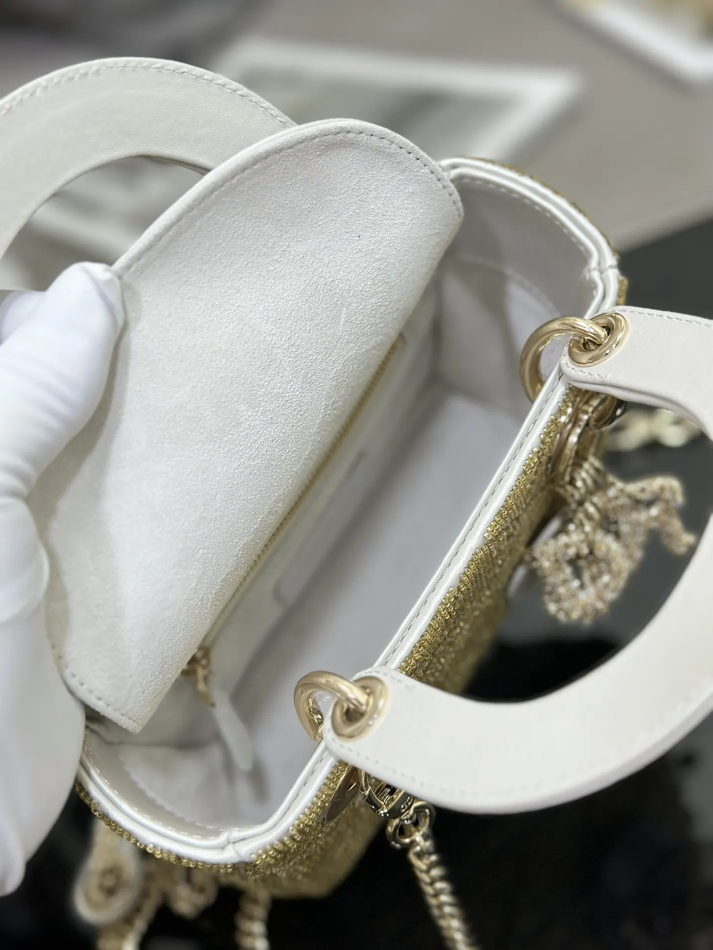 Dior White Organizer Pouch Travel Image 9 Dior White Organizer Pouch Travel Image 9