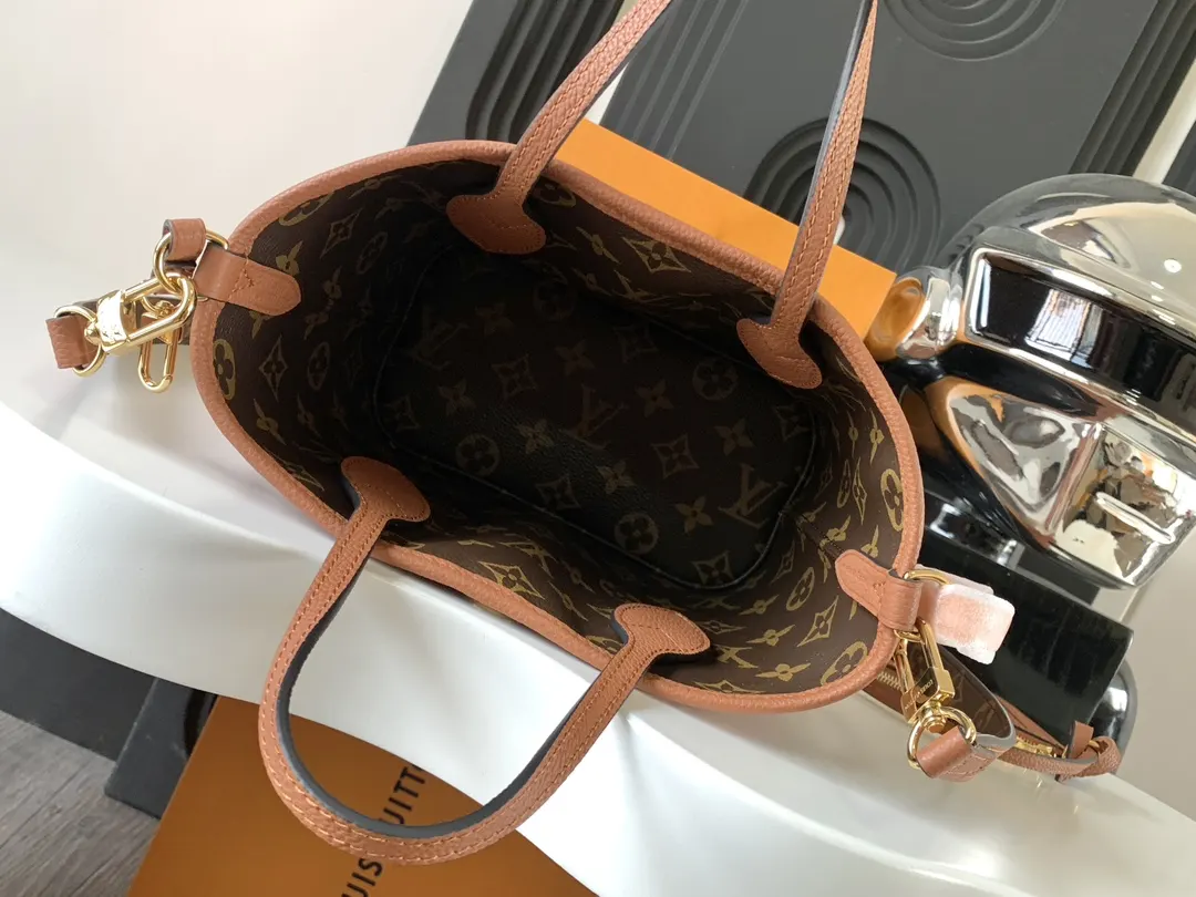 Louis Vuitton M12209 手提包