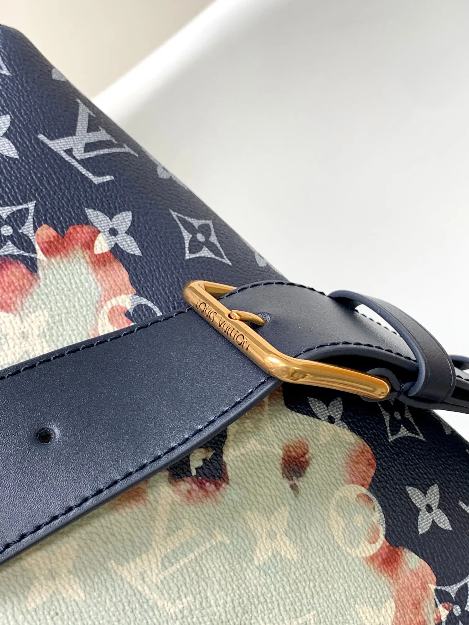 LV 半月包｜ORBUYBAG 岚奢包高端时尚精品