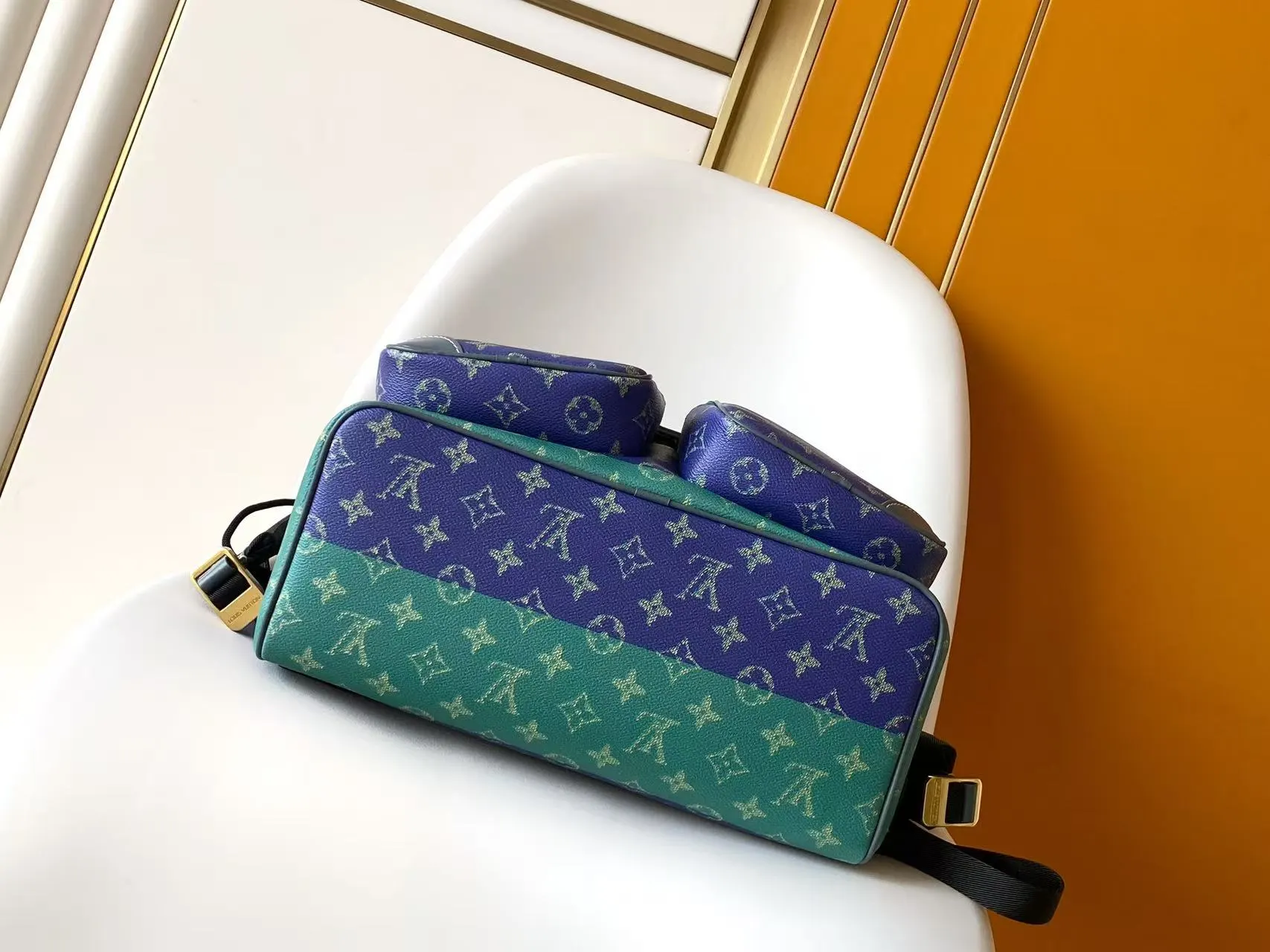 Green Fashion Item Travel Canvas