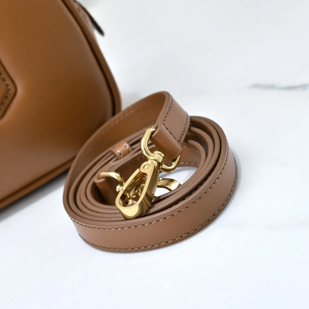 Top Handle Bag Commuter Leather