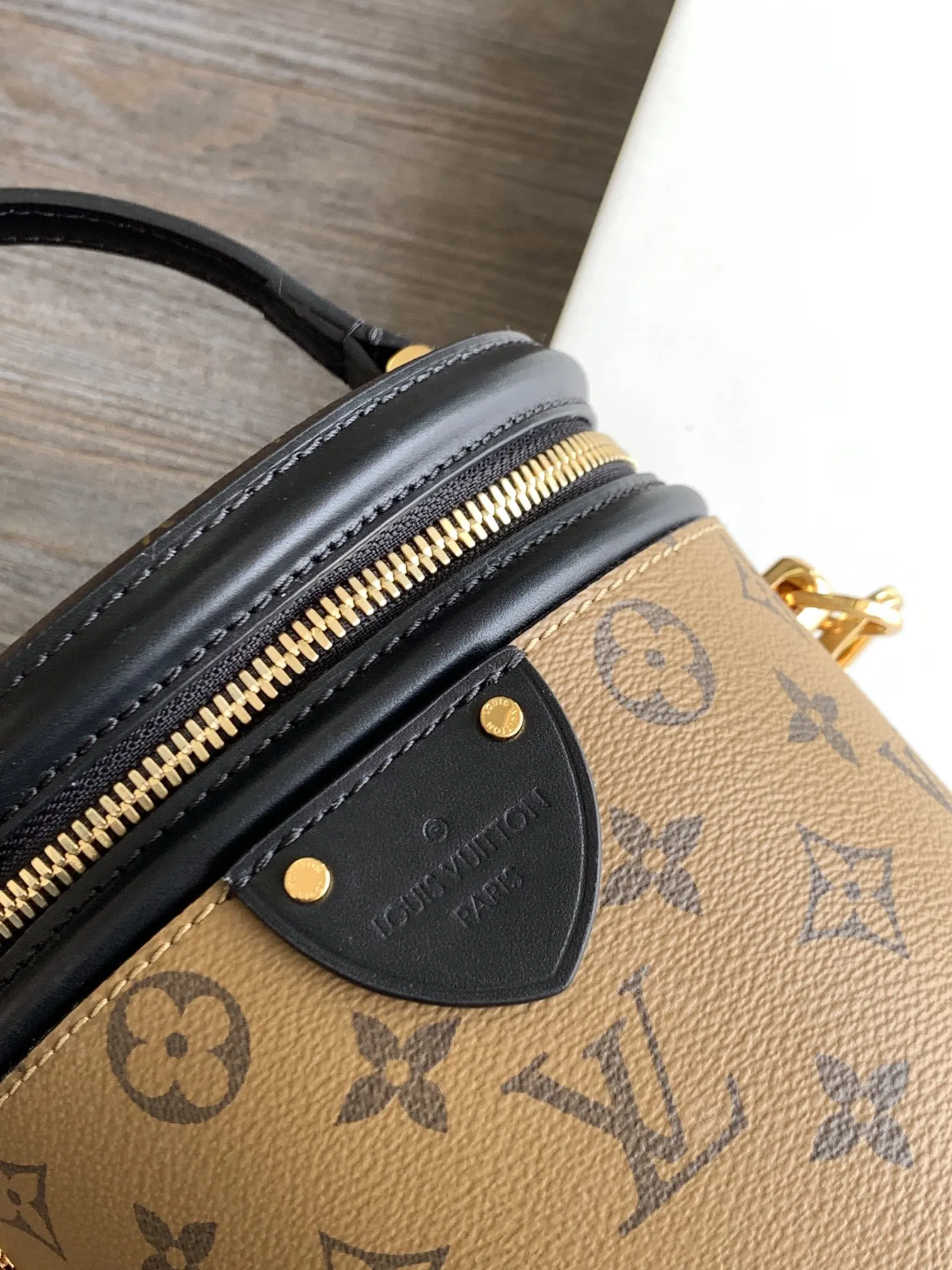 LV 帆布 动态 黃花 vanity 手袋 借鉴 化妝包 便携收納款