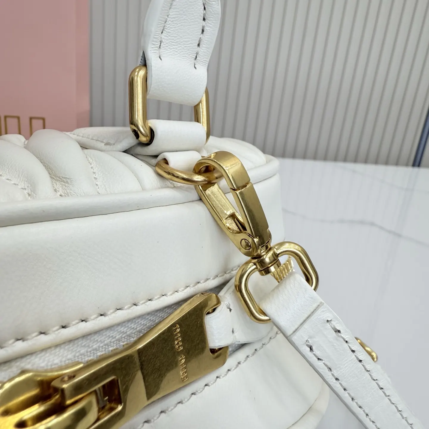 White Crossbody Bag Lightweight Vintage