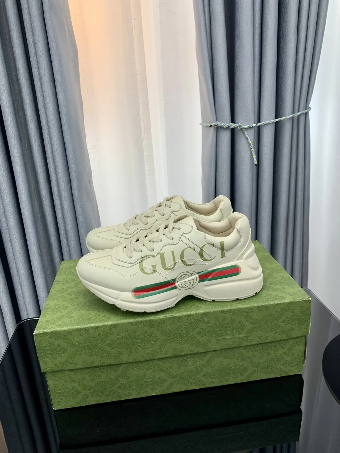 Gucci Logo休闲运动鞋