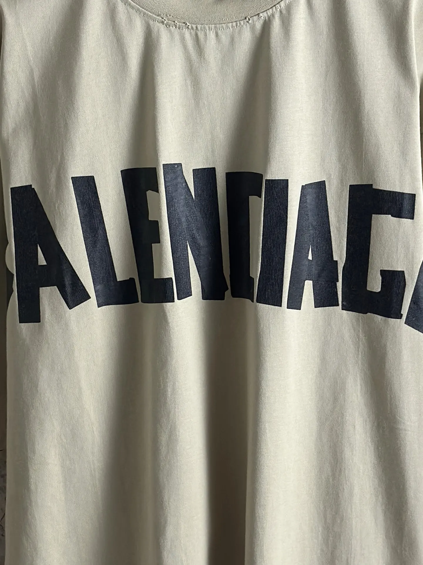 Balenciaga 杏色 短袖T恤 街头休闲款