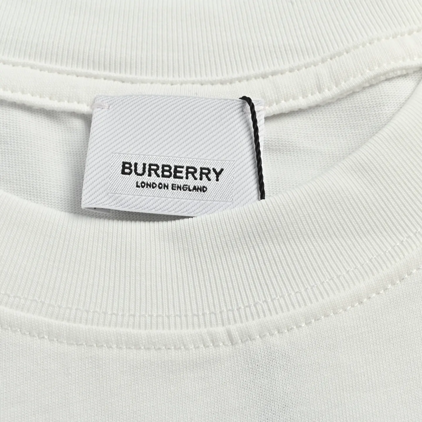 Burberry 字母 印花 短袖T恤 休闲百搭款