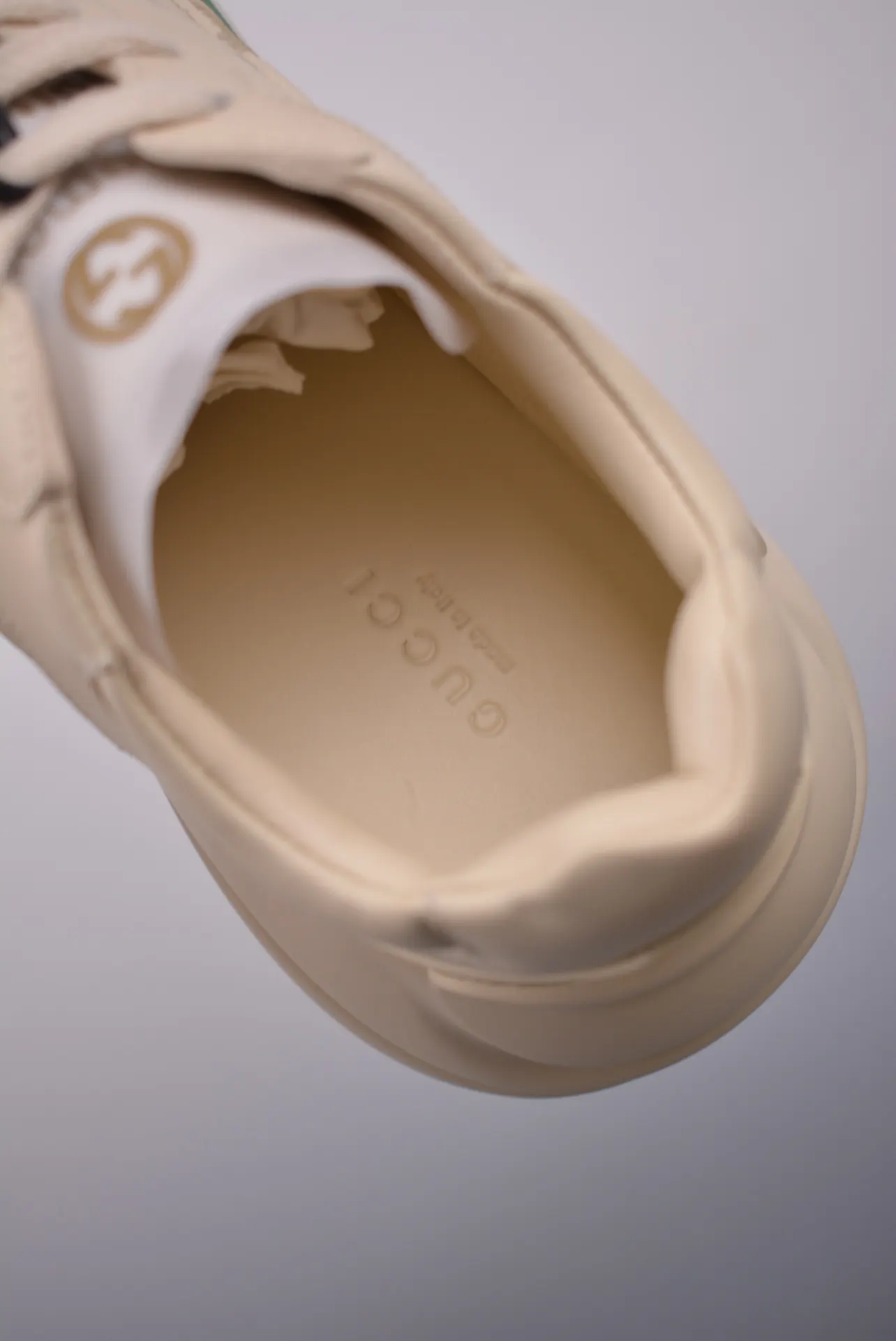 Gucci Rhyton 老爹鞋 休閒運動款