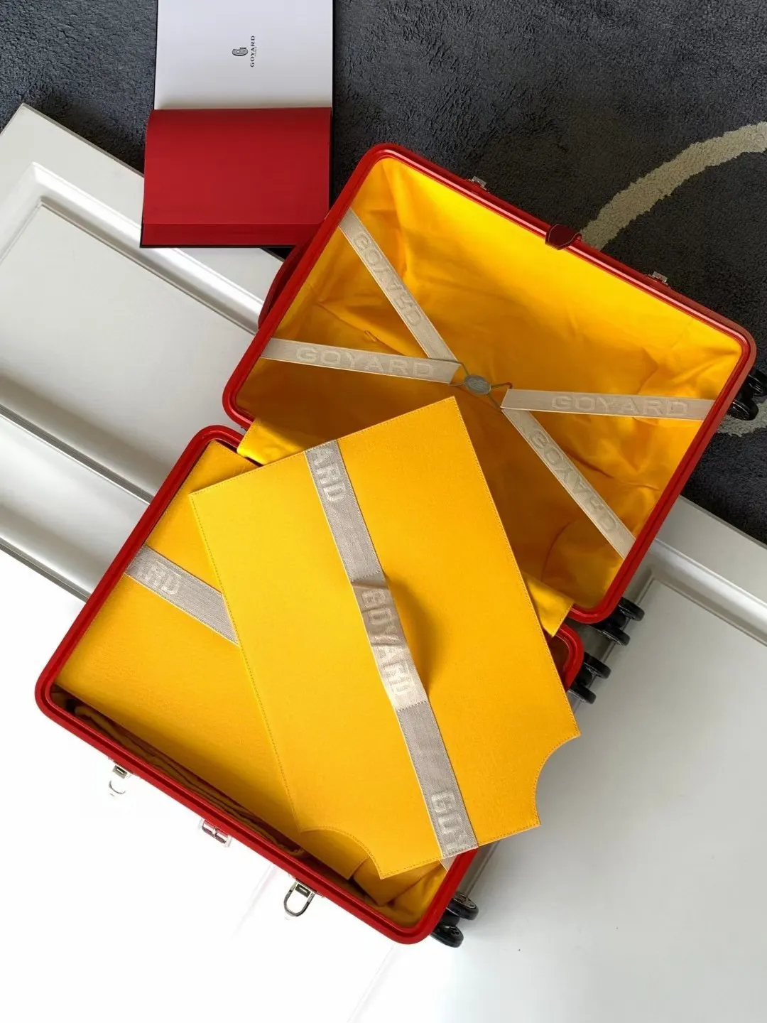 Goyard 戈雅 寸登机箱 全手工精心打造 行李箱 旅行拉杆款 輕便出行款(數字9) Goyard 戈雅 寸登机箱 全手工精心打造 行李箱 旅行拉杆款 輕便出行款(數字9)