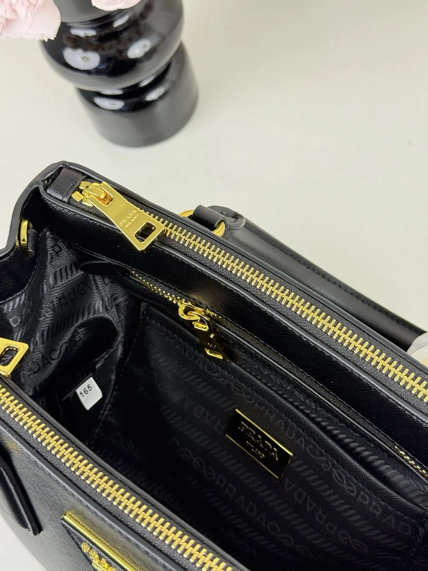 Prada Saffiano 十字纹牛皮 三角标 杀手包 经典手提 手提包