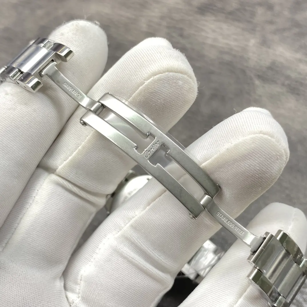 Cartier 牛皮 手表 经典腕表款