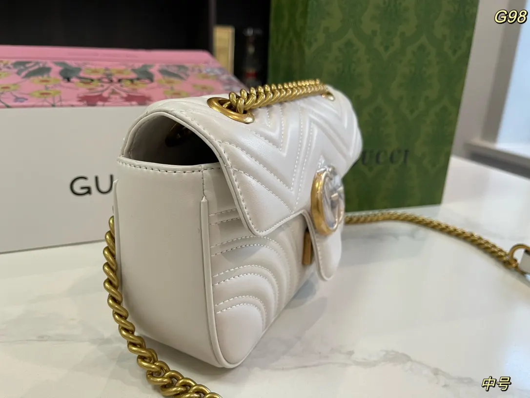 Gucci Crossbody Bag Lightweight