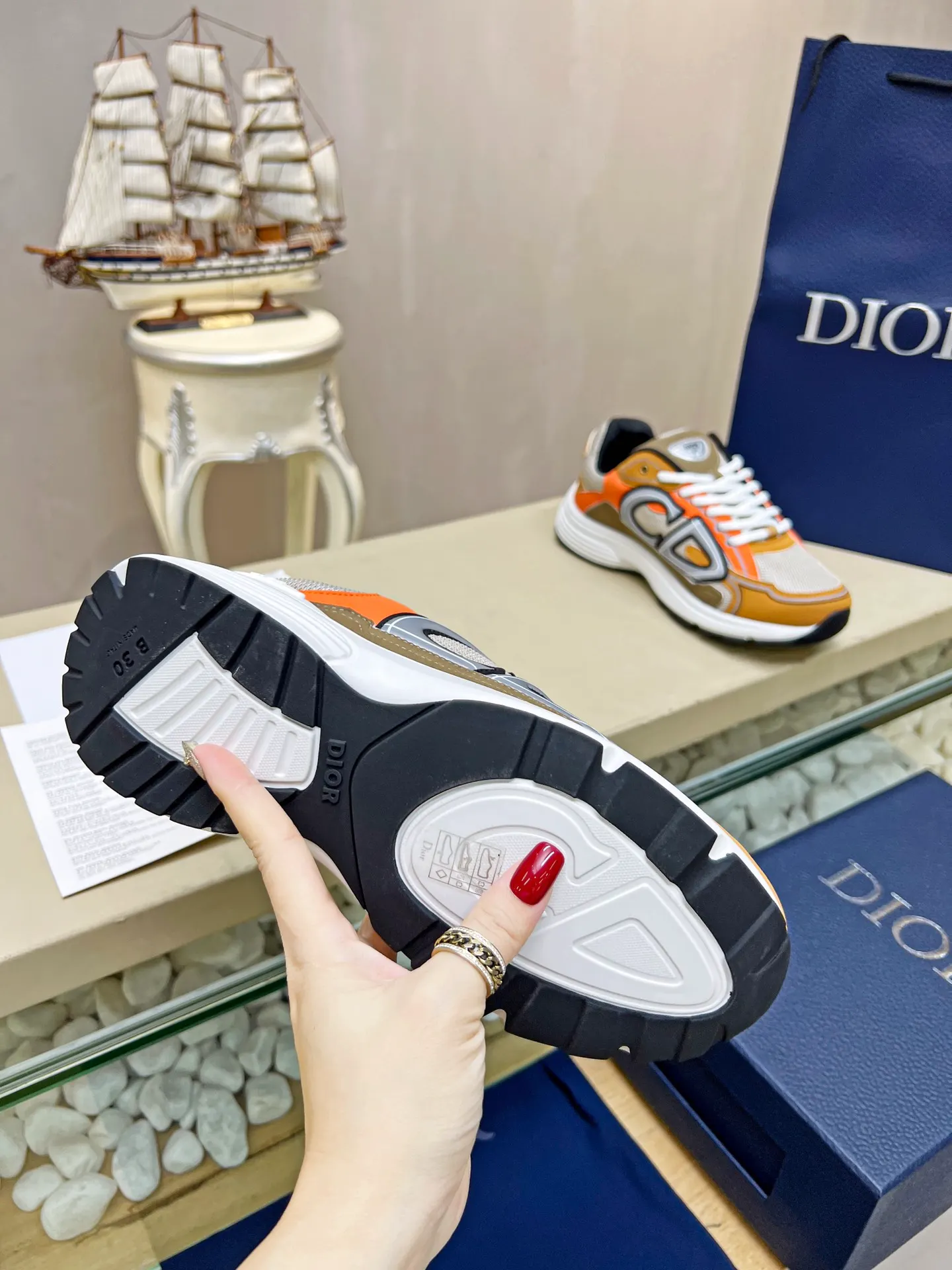 Dior B30 黑色 运动鞋(數字6) Dior B30 黑色 运动鞋(數字6)