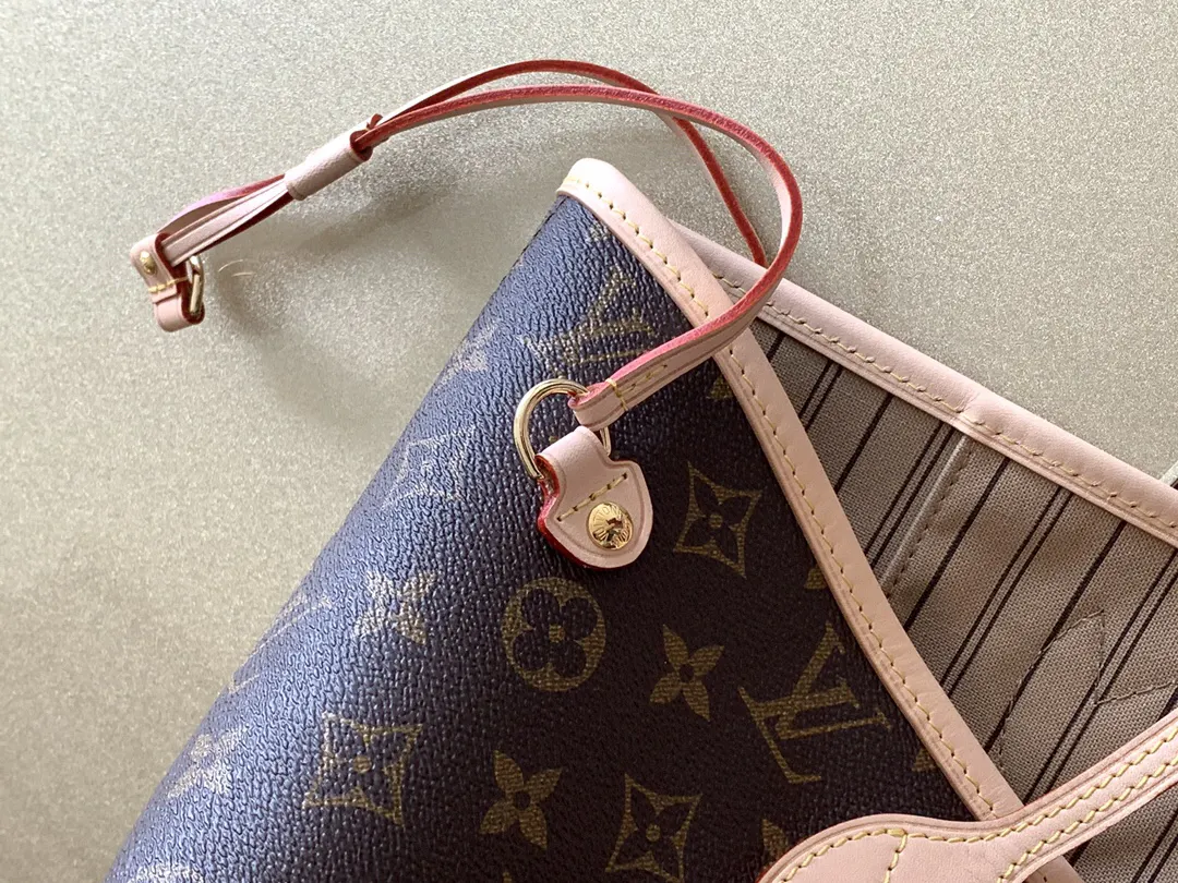Louis Vuitton Clutch Bag Canvas