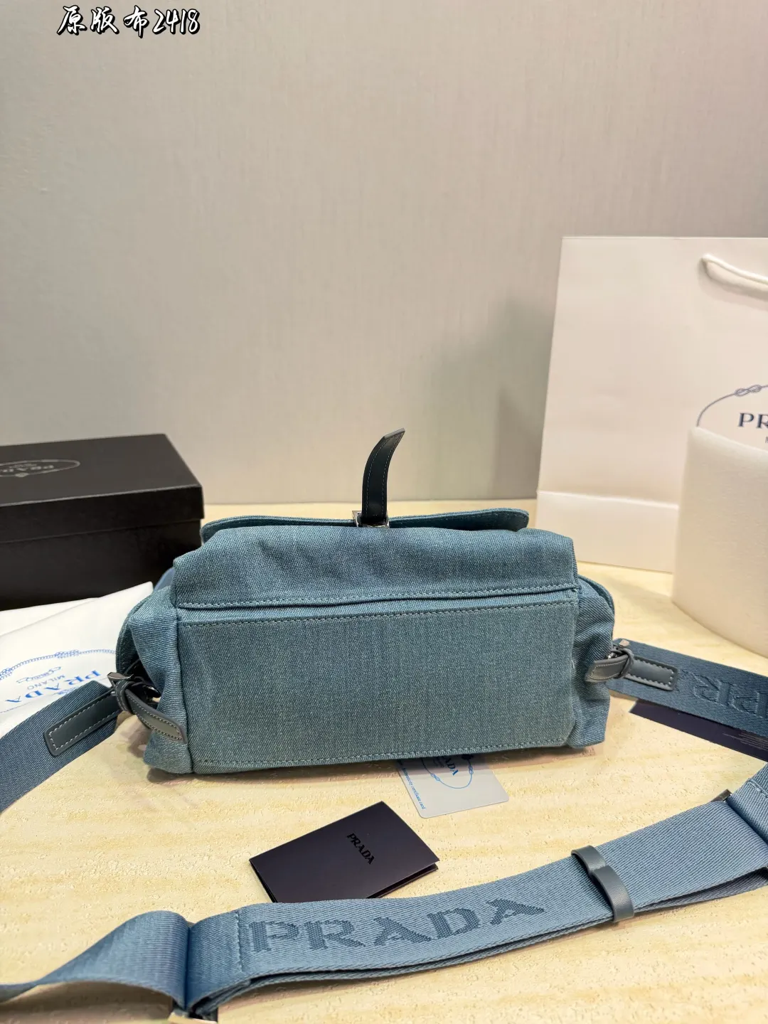 Prada 黑色 尼龍 斜背包 輕便斜挎款