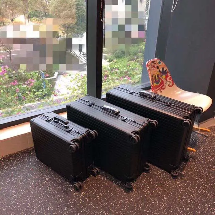 黑色 銀色 出品 行李箱 旅行拉杆款 輕便出行款