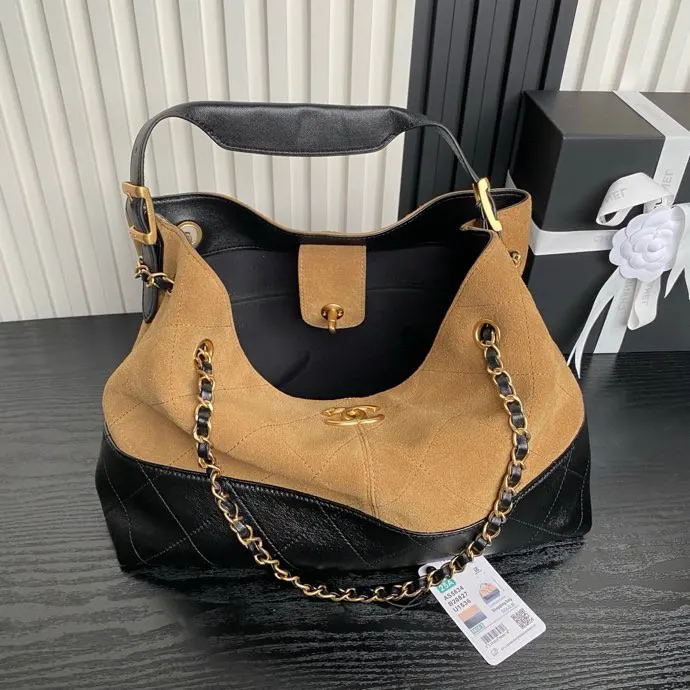CHANEL Hobo 麂皮 腋下包 复古腋下背款