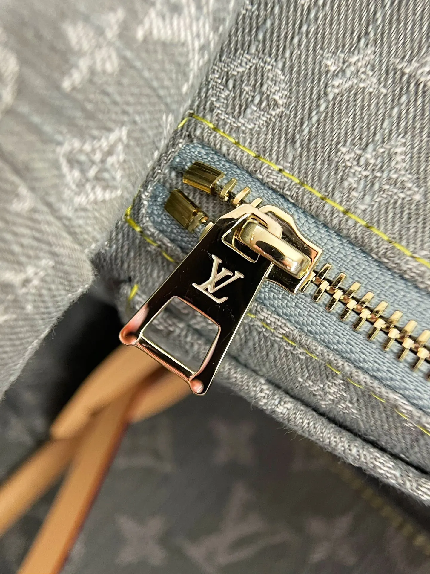 LV CarryAll Mo收纳包 旅行收纳款
