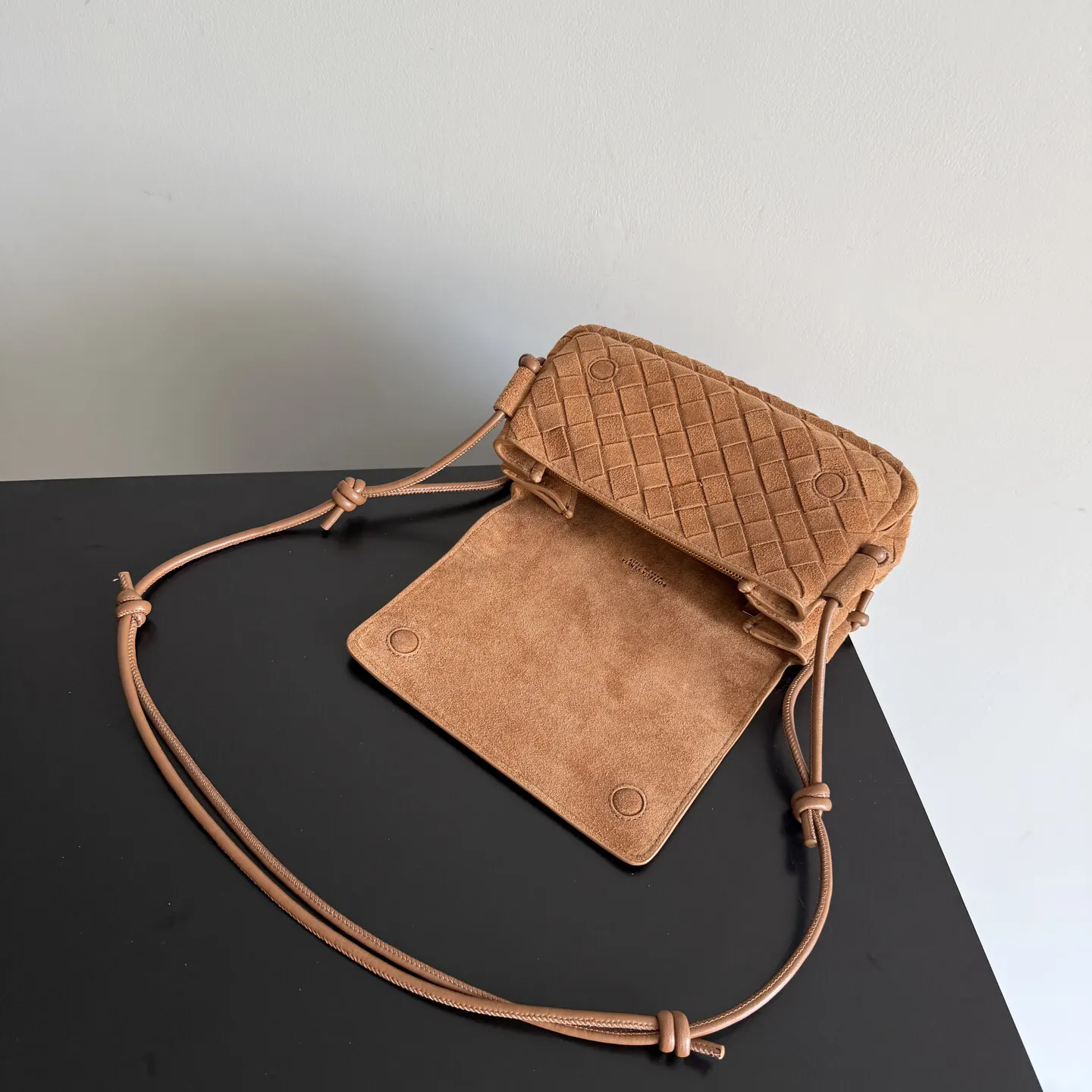 Bottega Veneta 手拿包 精致手拿款