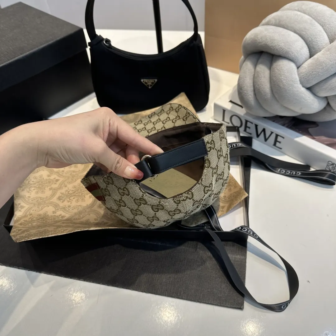 Gucci 牛皮 包袋 日常搭配款 蓝色