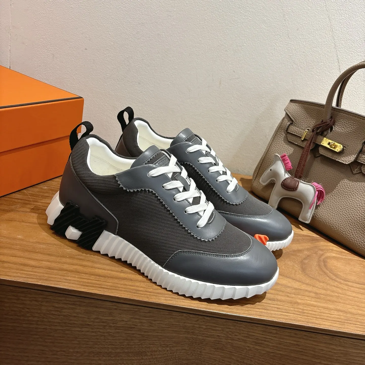 Hermès SS 运动鞋