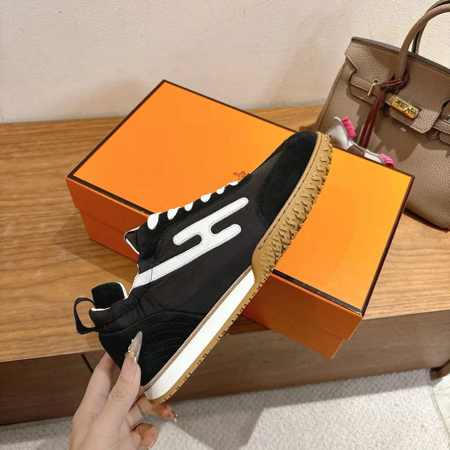 Hermès SS Sneakers