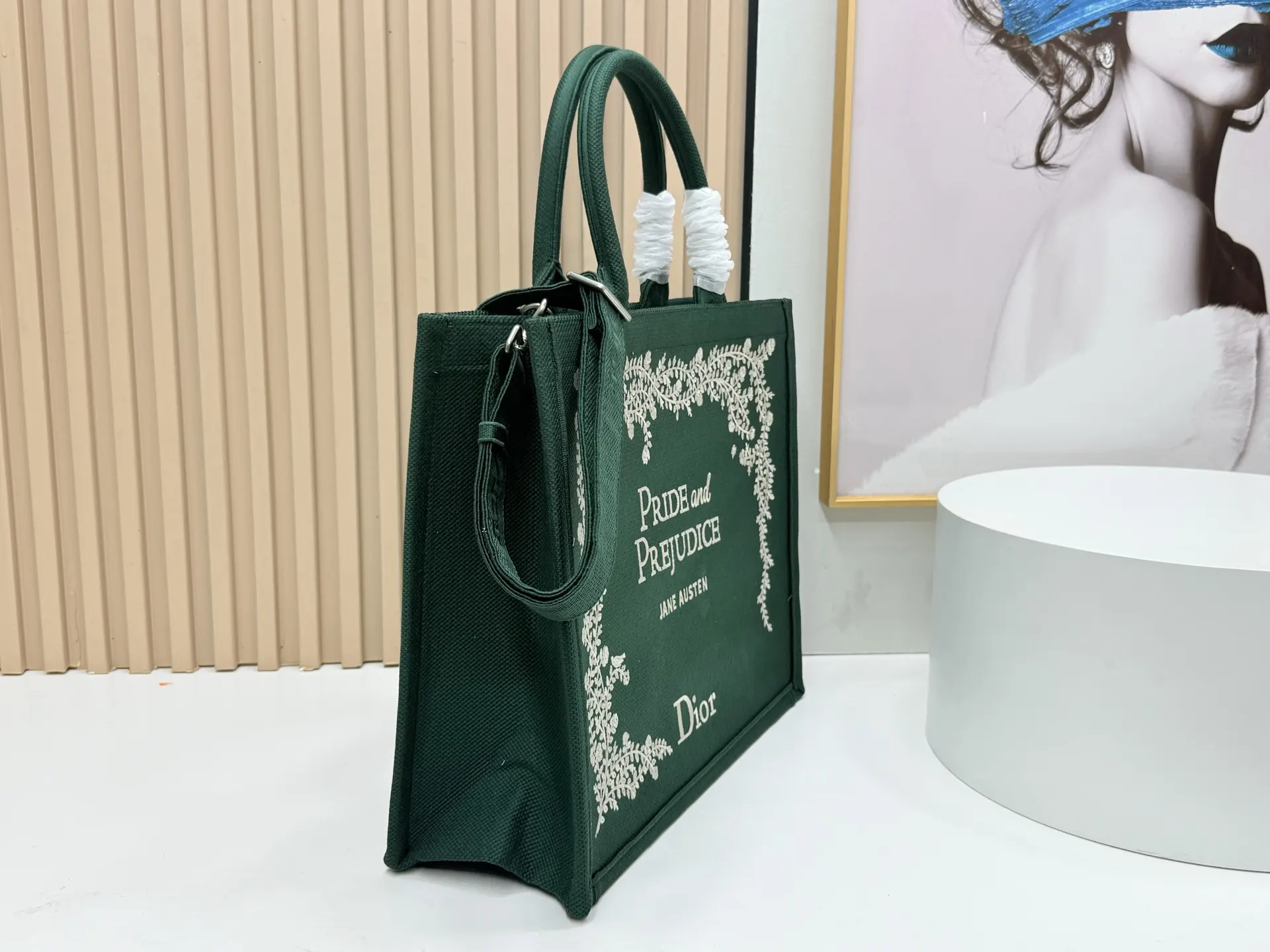 Dior Book Tote 帆布 托特包 大容量托特款
