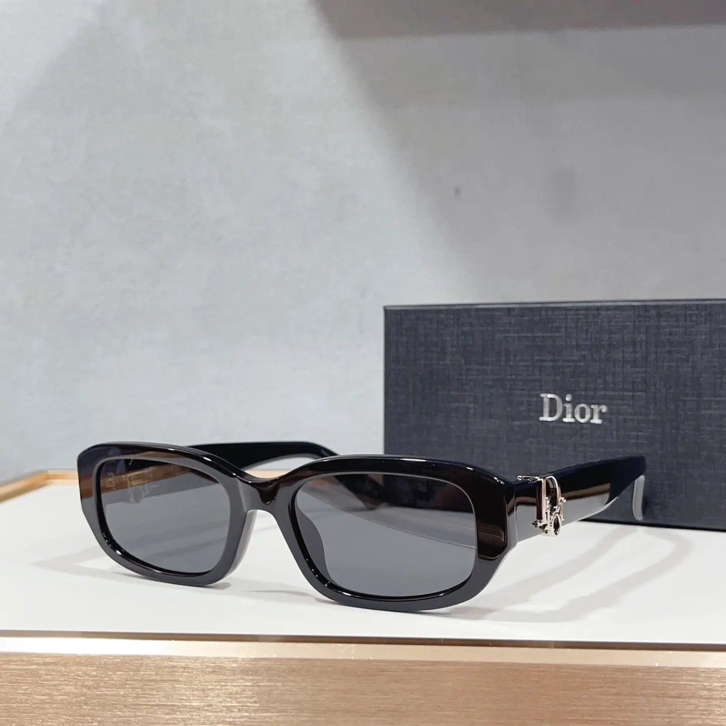 Dior 黑色渐变方框太阳镜 复古墨镜