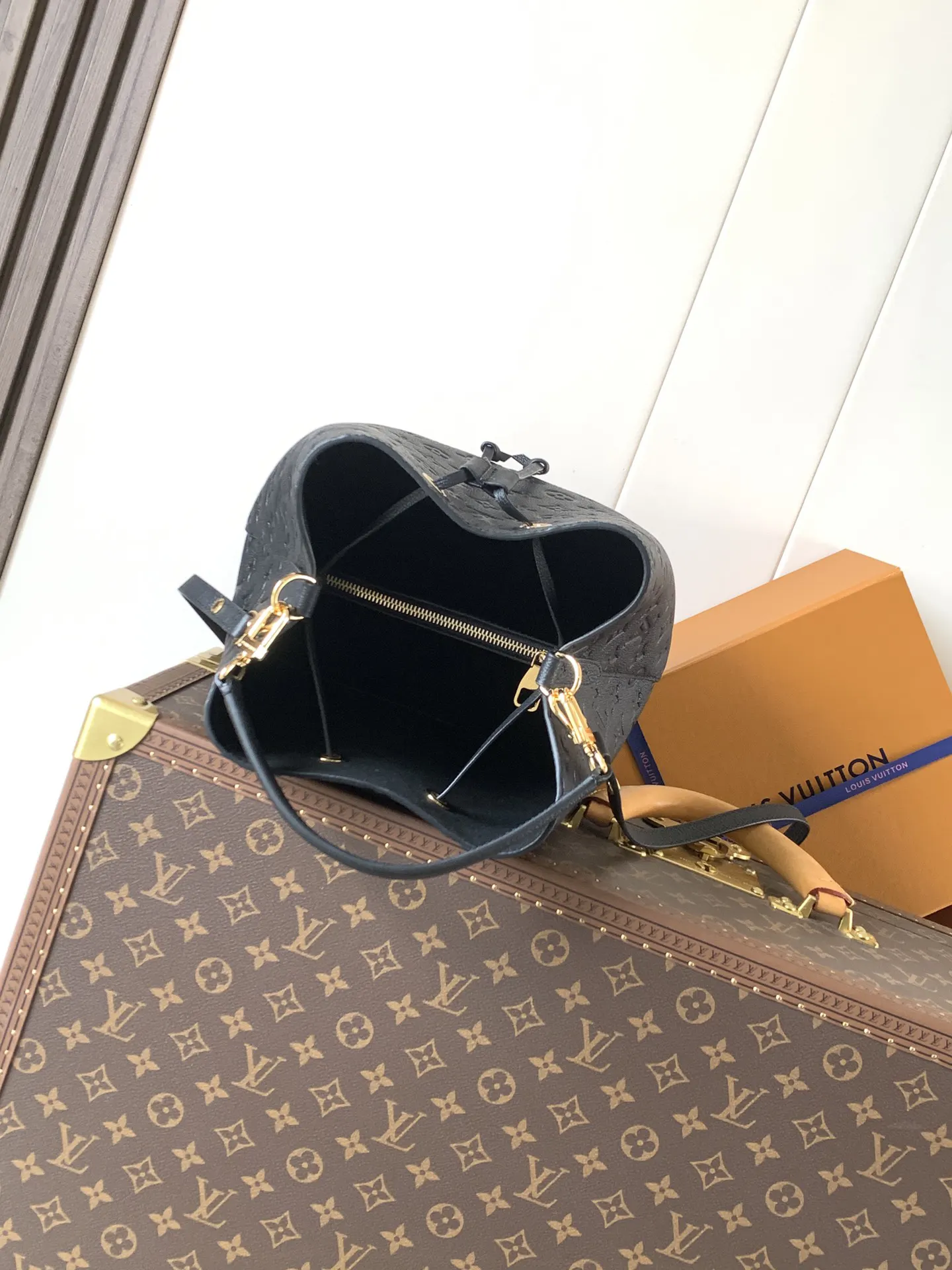 Louis Vuitton 蓝色双肩背包 休闲通勤