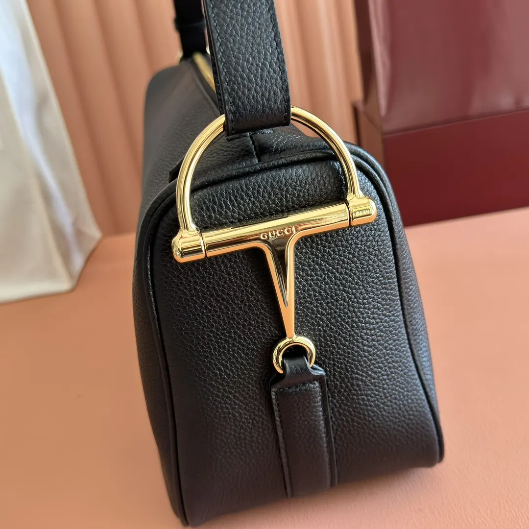 Gucci Black Brown Hobo Shoulder Bag Vintage Leather