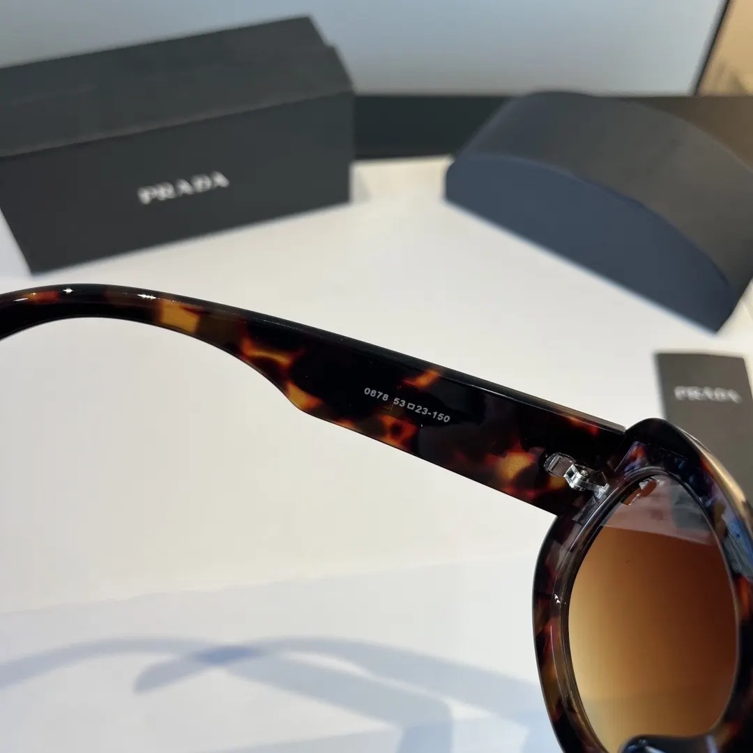 Prada 太阳眼镜 时尚遮阳 太阳镜