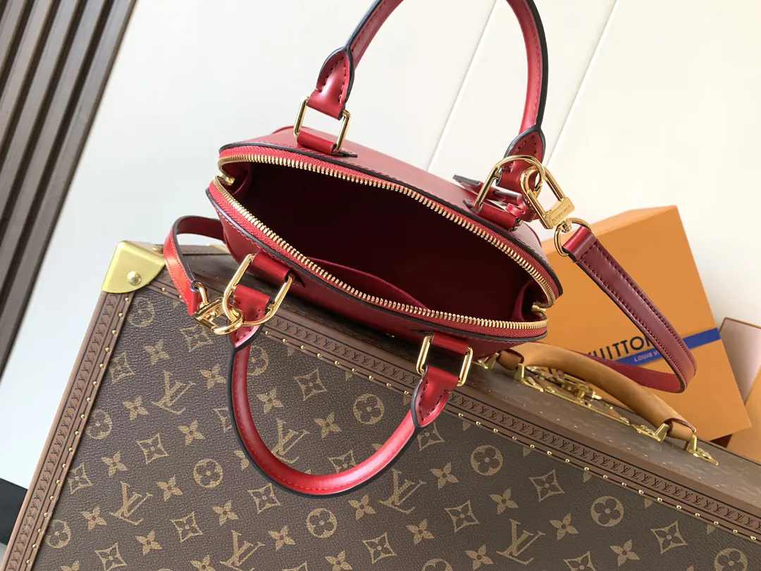 LV black silver color scheme handbag Image 8 LV black silver color scheme handbag Image 8