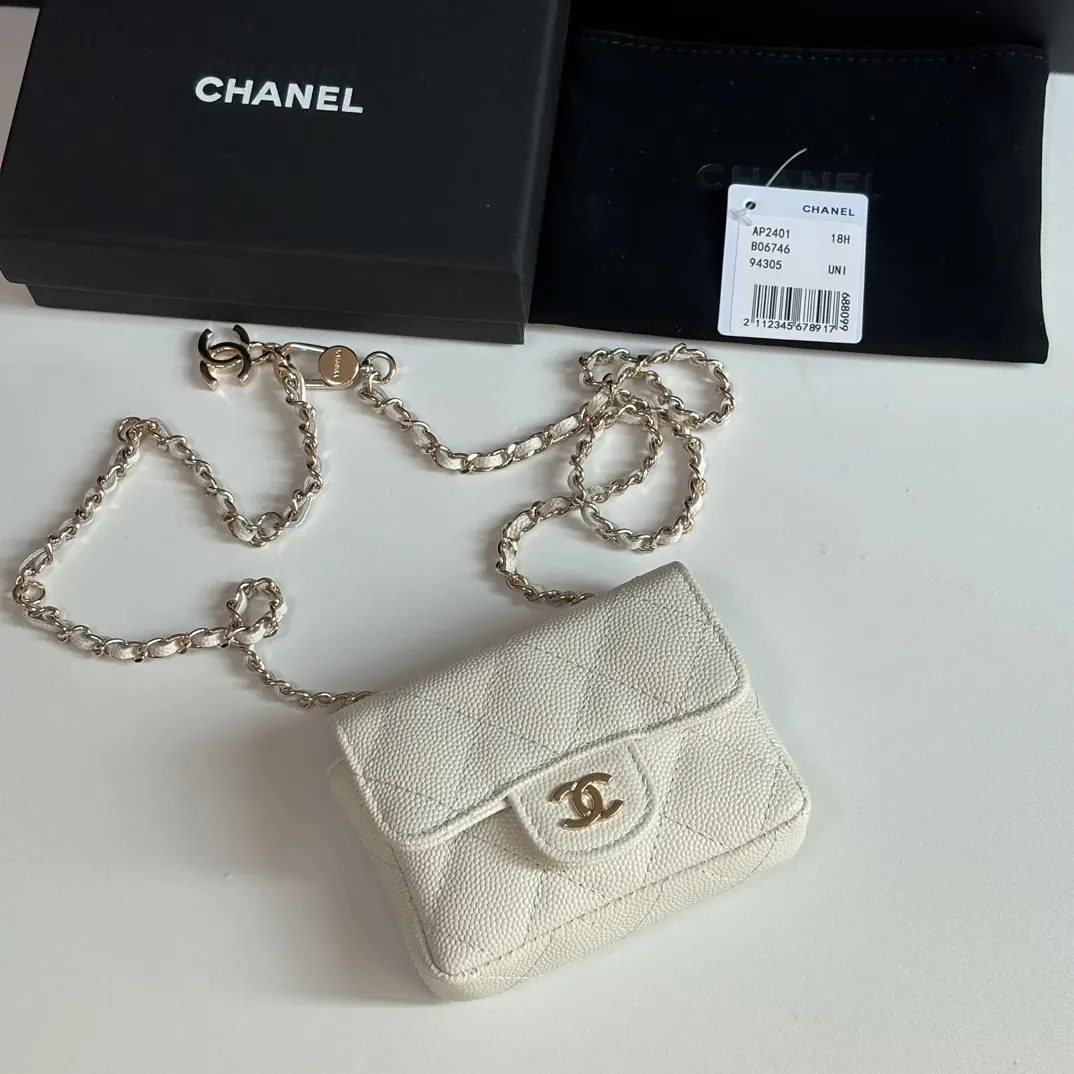 Chanel 迷你 白色 皮革 链条包