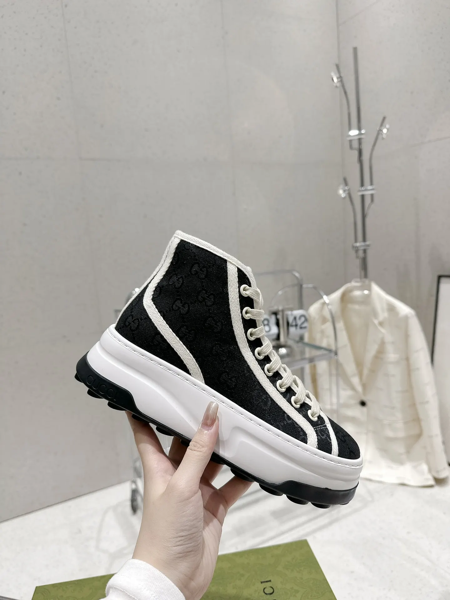 Gucci Logo休闲运动鞋