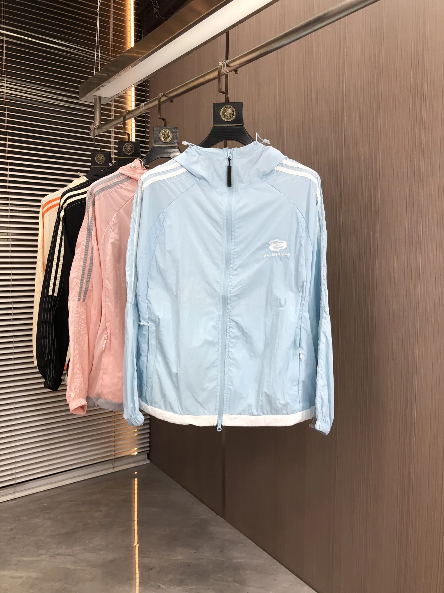 Balenciaga 3XL 衛衣 浅藍色