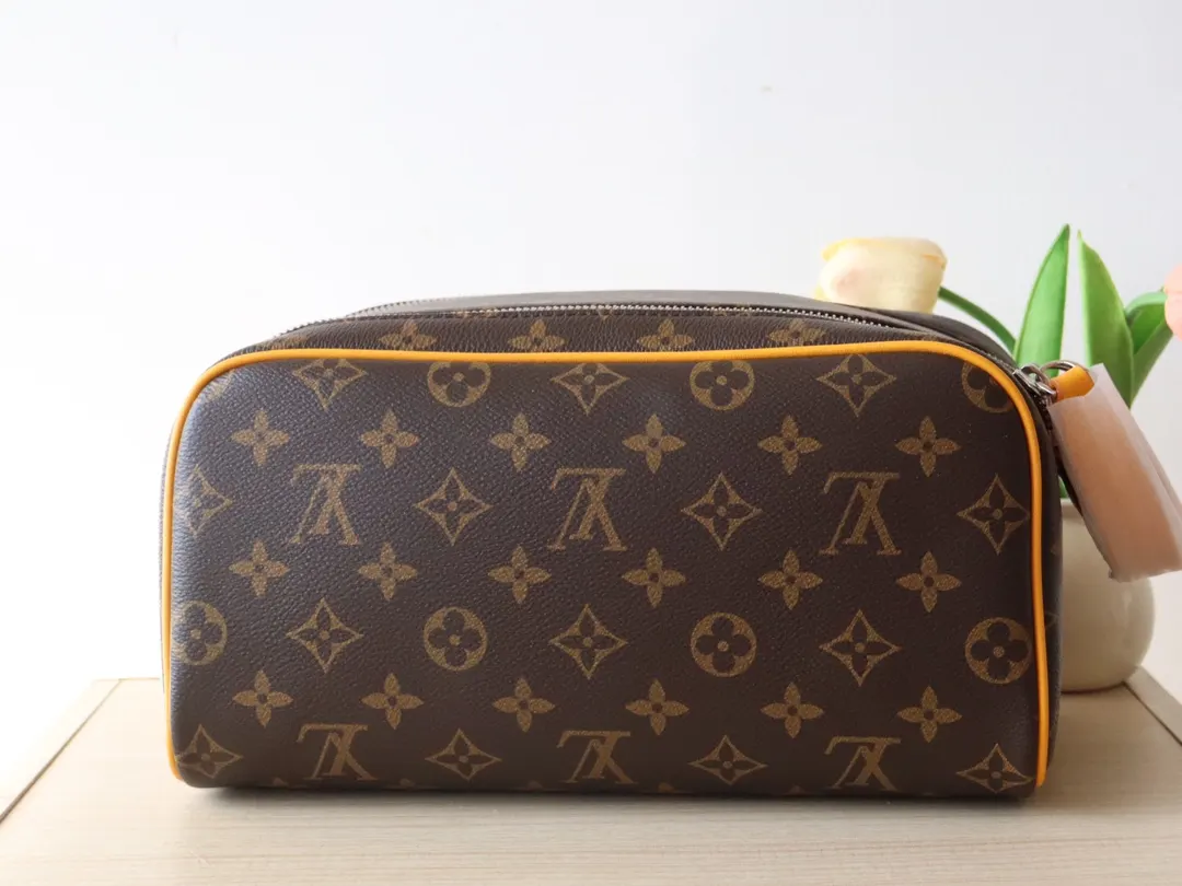 LV 黄色 牛皮 化妆包 便携收纳款