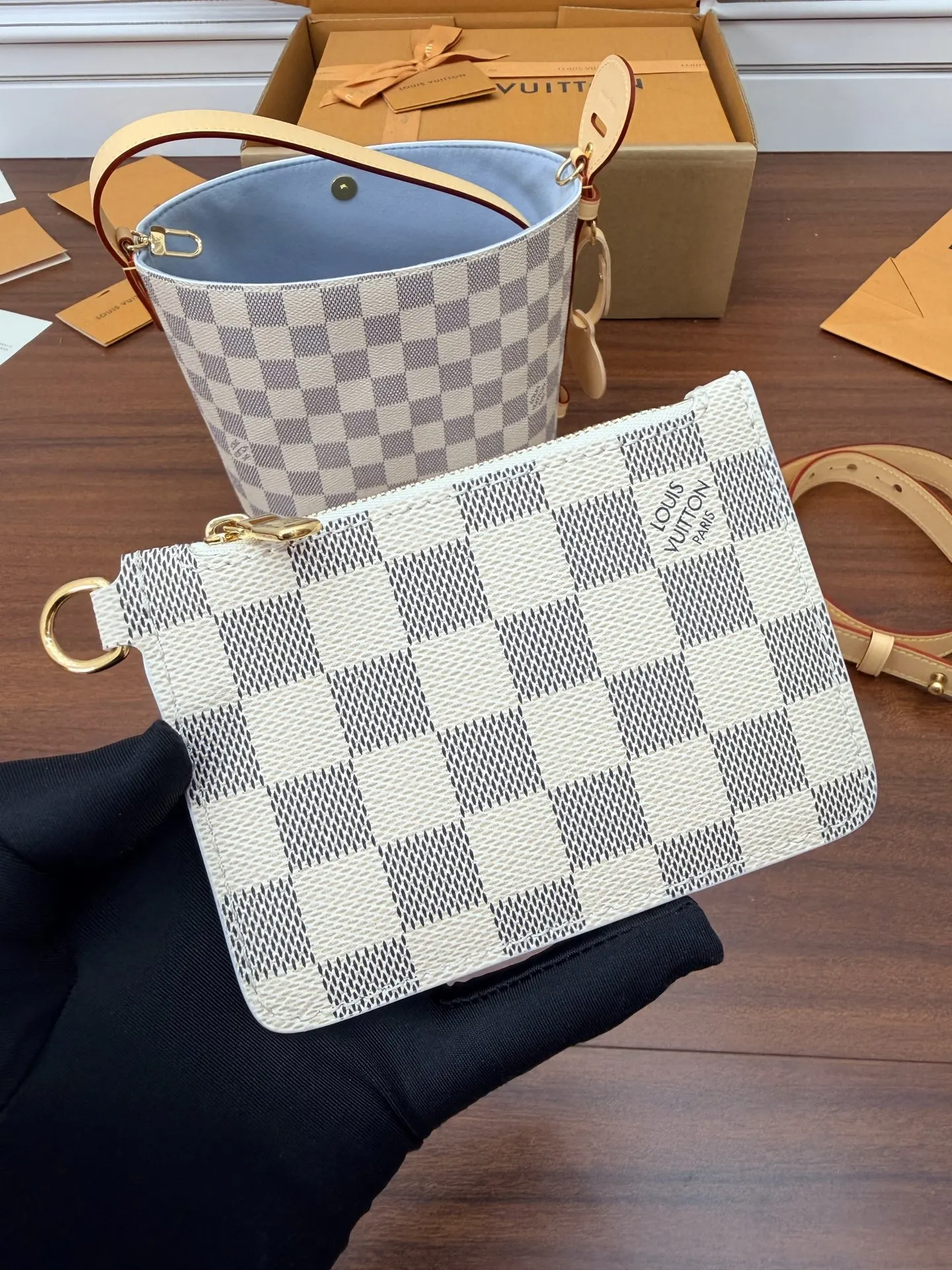 Fashion Item Travel