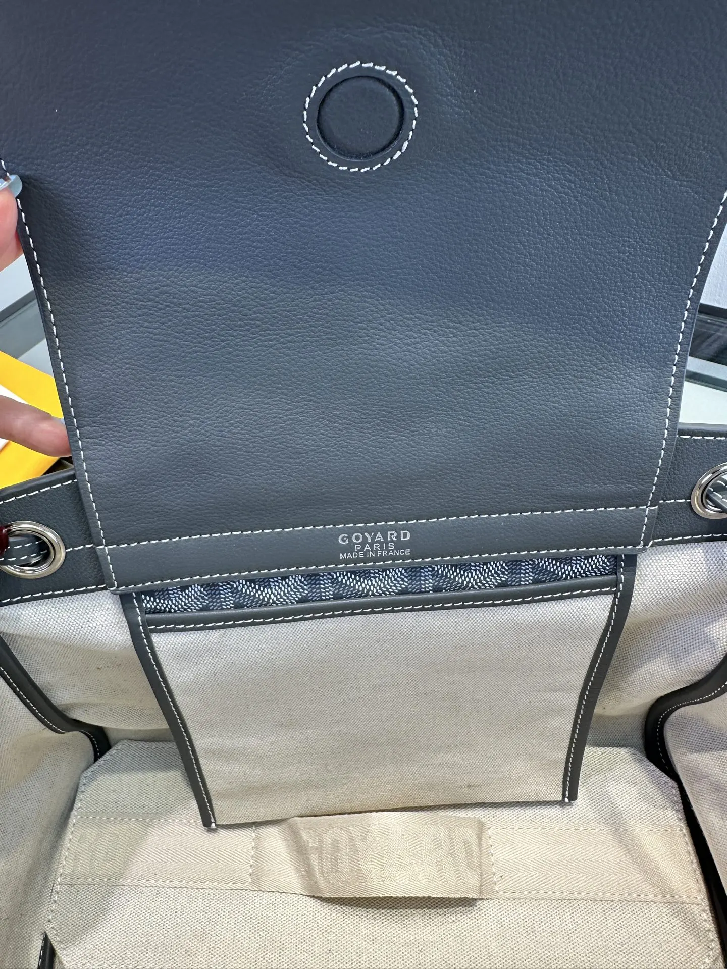 Goyard 灰色 无论你喜欢哪一种风格 低调内敛或高调前卫 休闲或精致 收纳包 旅行收纳款