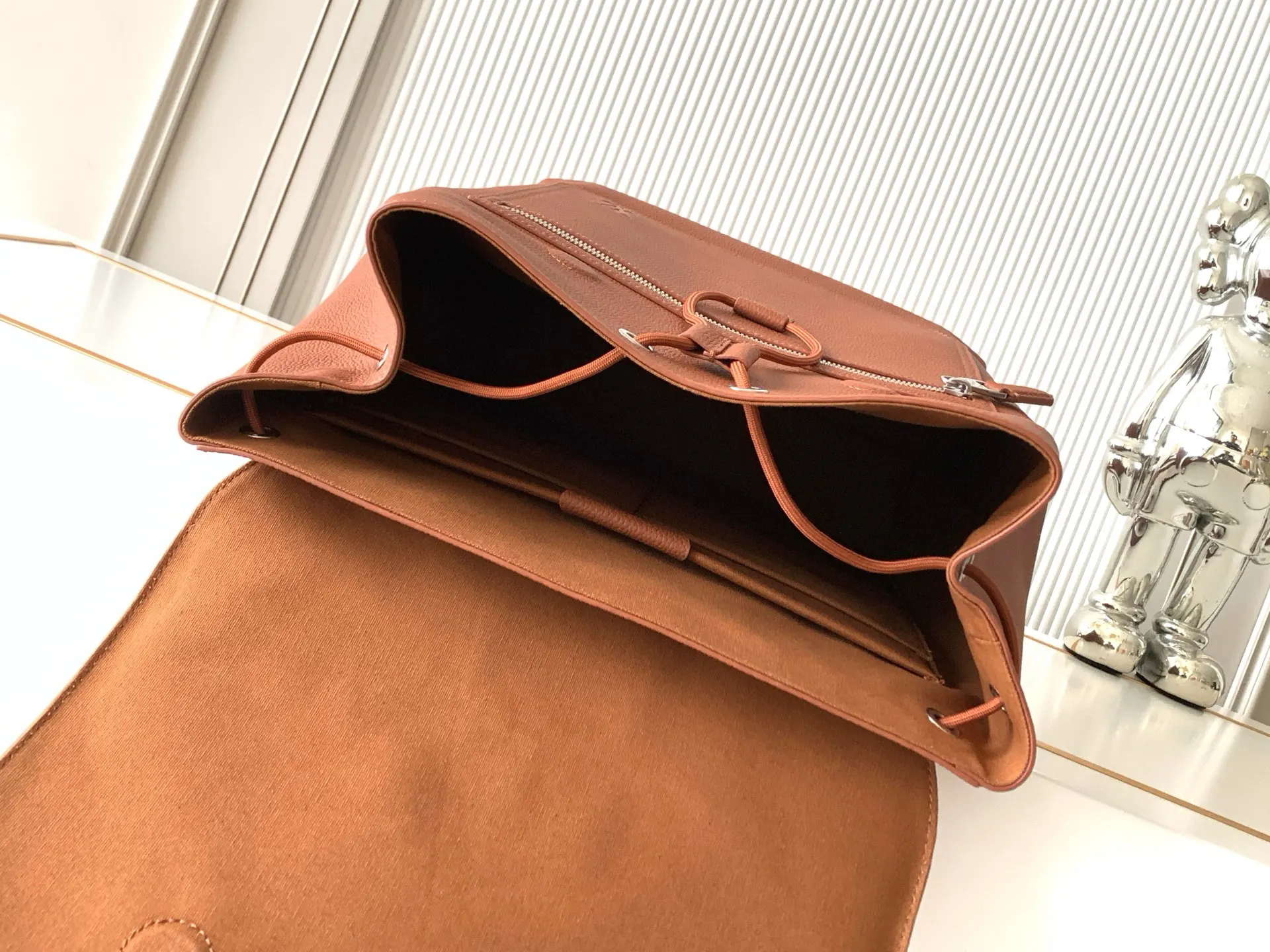 Louis Vuitton Brown Backpack Leather Image 9 Louis Vuitton Brown Backpack Leather Image 9