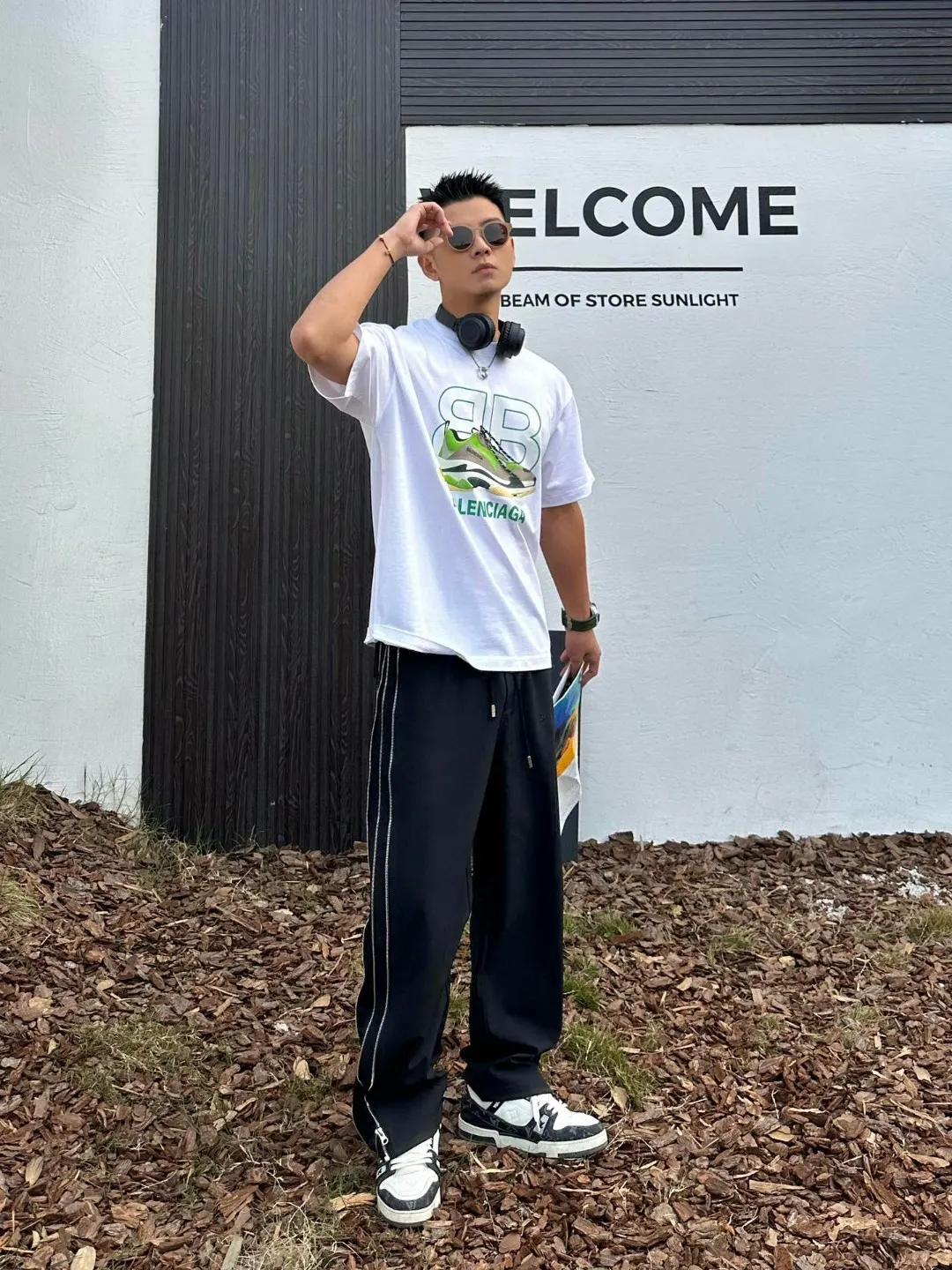 Balenciaga 黑色 純棉 Logo 短袖T恤(數字8) Balenciaga 黑色 純棉 Logo 短袖T恤(數字8)