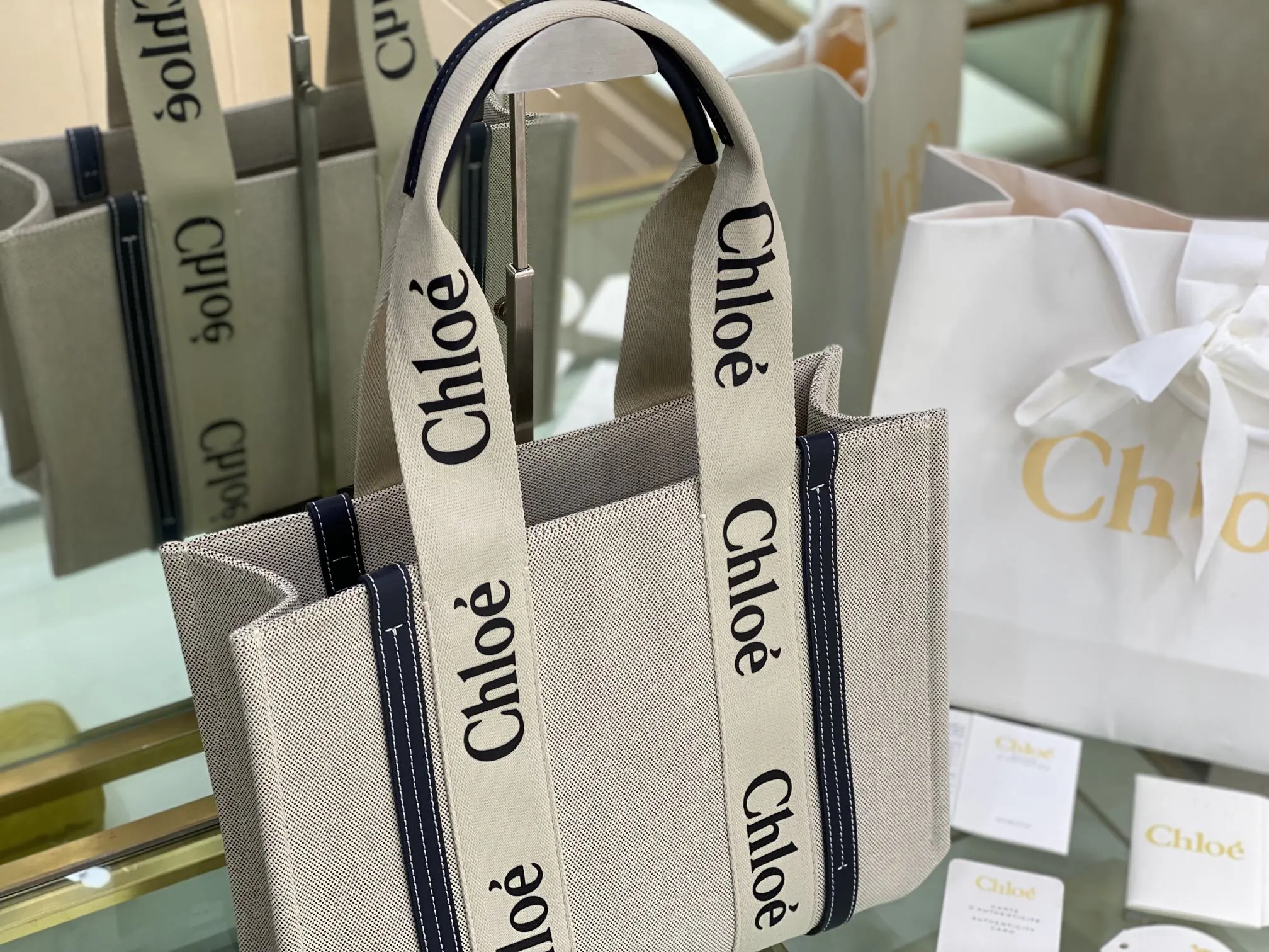 帆布 图片为中号 Chloe Woody Tote Bag 托特包 大容量托特款