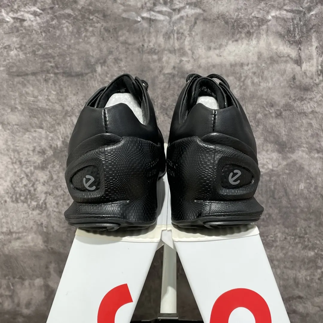 Ecco Biom Black Casual Versatile Image 2 Ecco Biom Black Casual Versatile Image 2